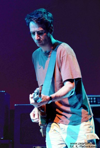 stone gossard pearl jam katowice