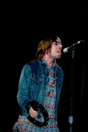 liam gallagher oasis warszawa 2000